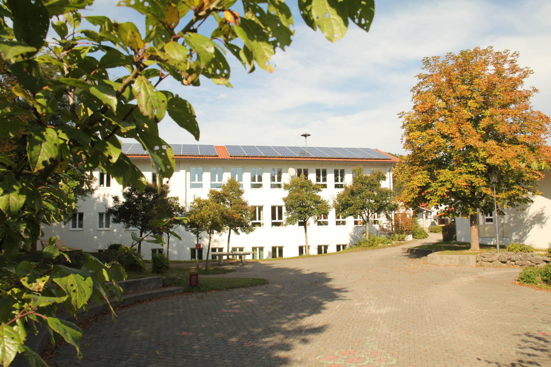 Schulhaus Reischach