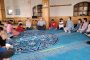 Die vierten Klassen besuchen die Moschee in Burgkirchen